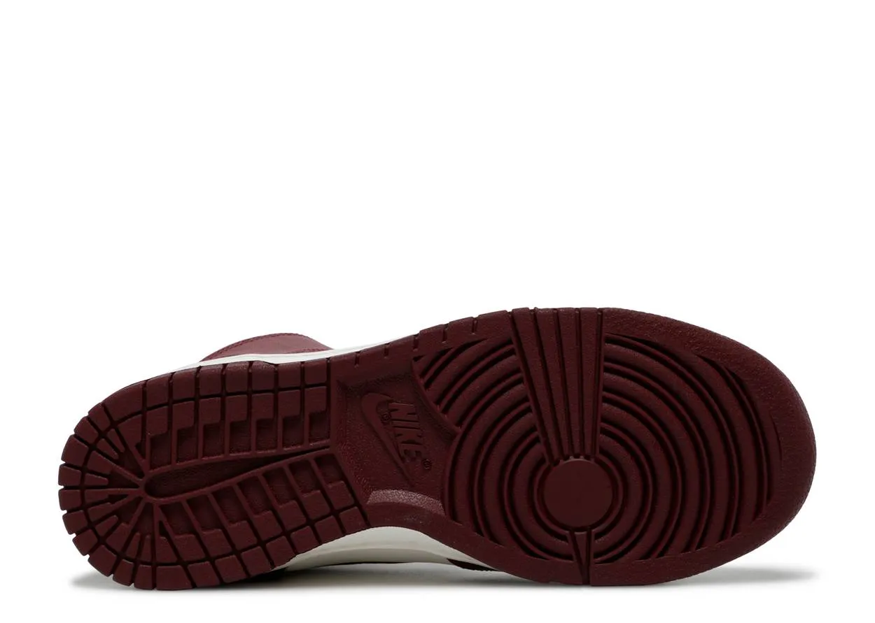 Nike Dunk High Sail Team Red Concert Style Memory foam insole