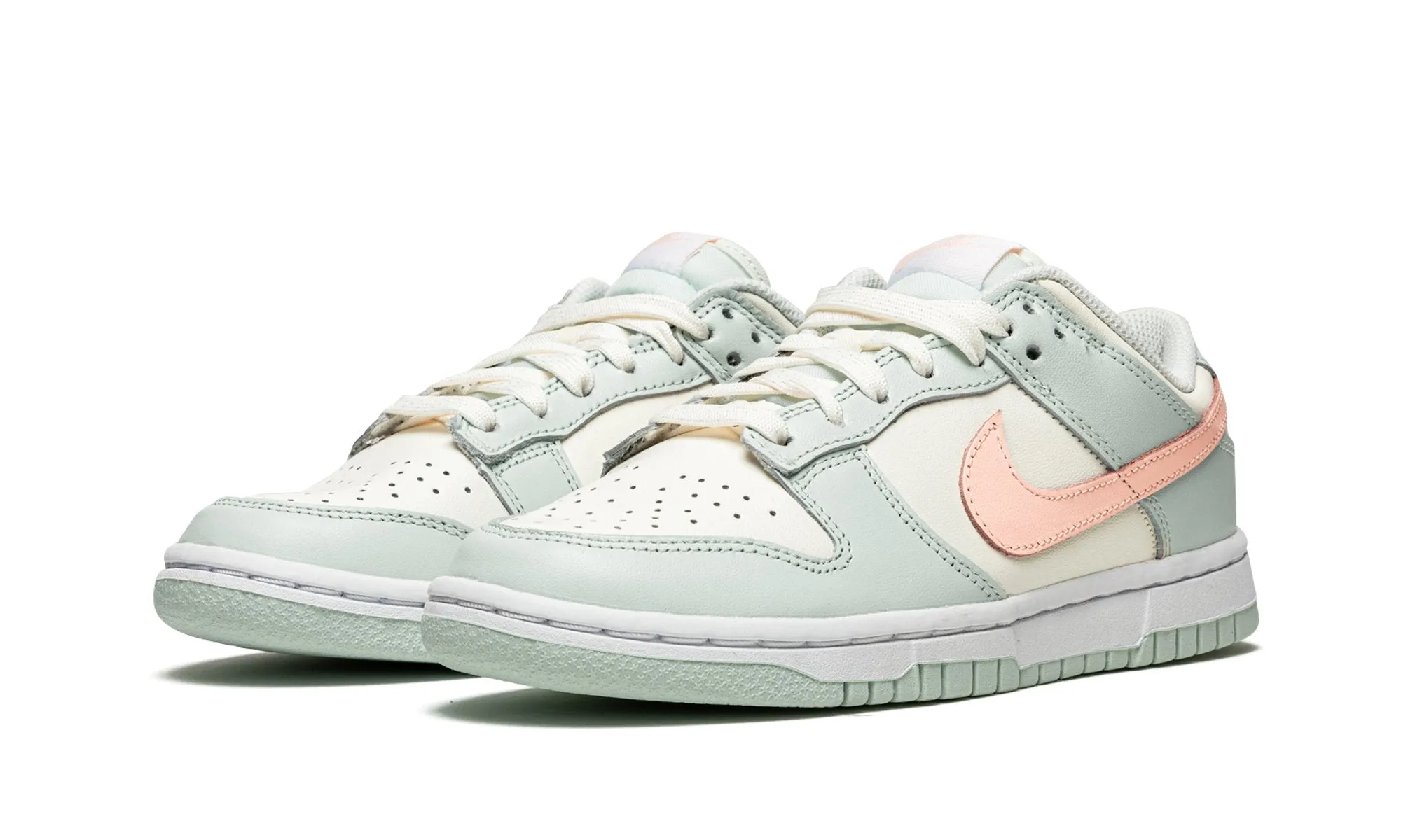 Nike Dunk Low "Barely Green" Women's Winter Fit Out And Go