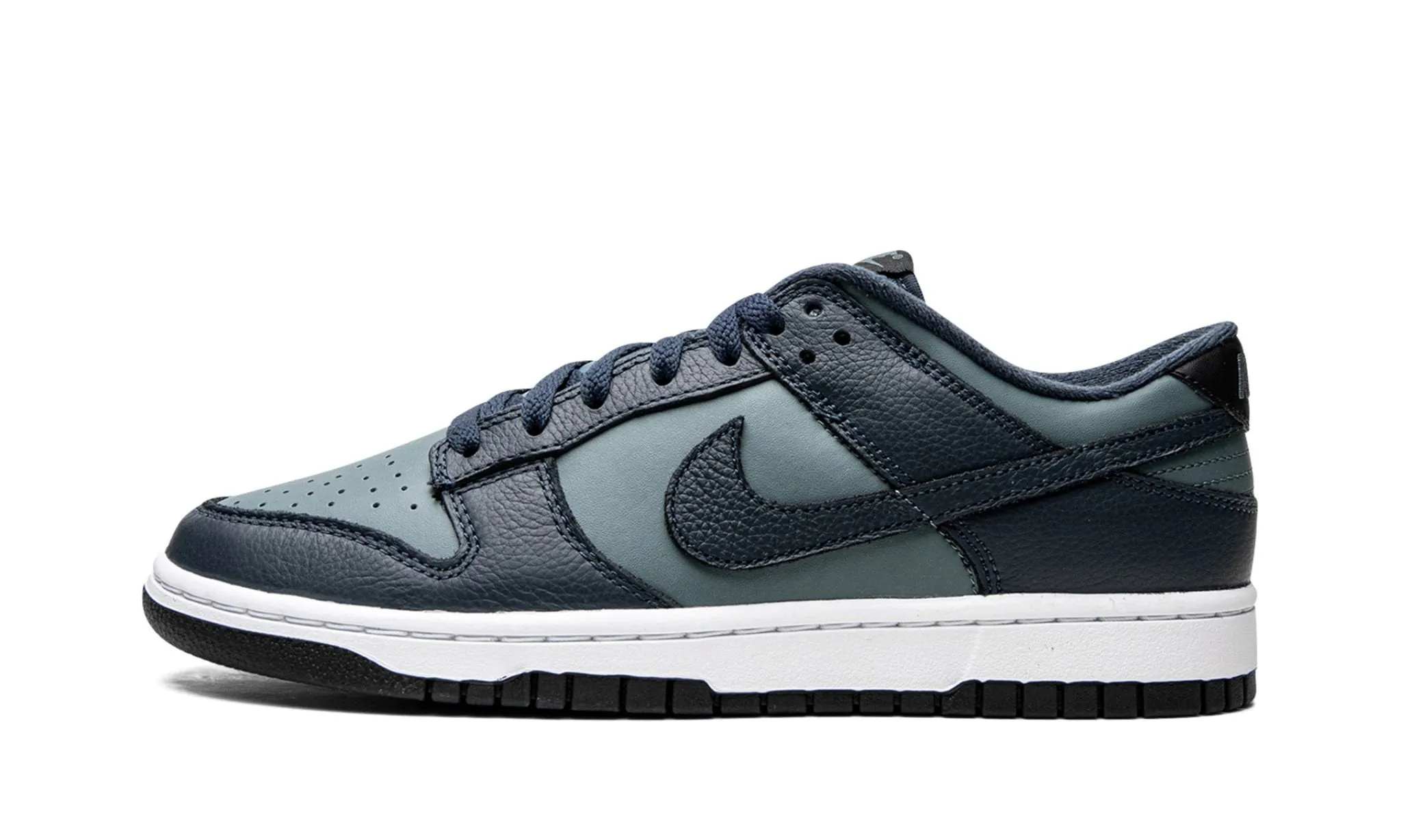 Nike Dunk Low PRM "Armory Navy" Flexible Comfort Shoes. Urban Utility
