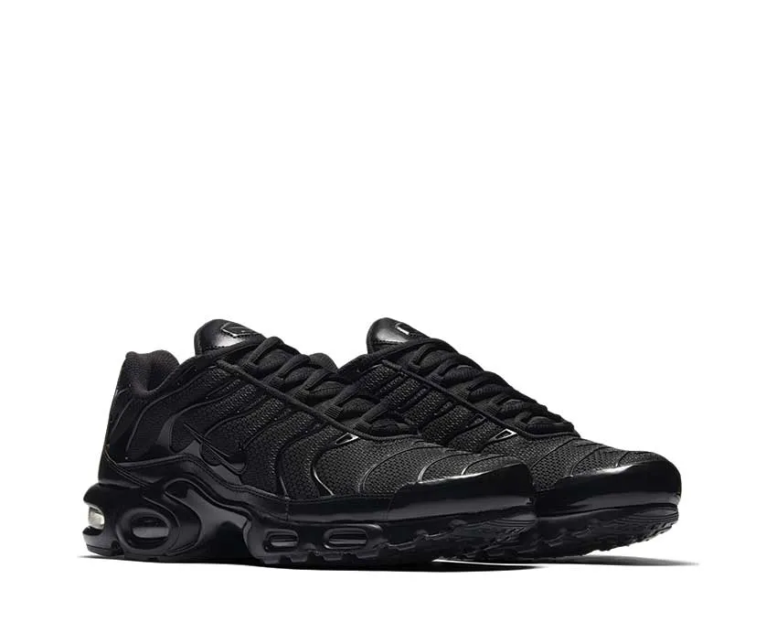 Nike Air Max Plus Black Minimal Detail