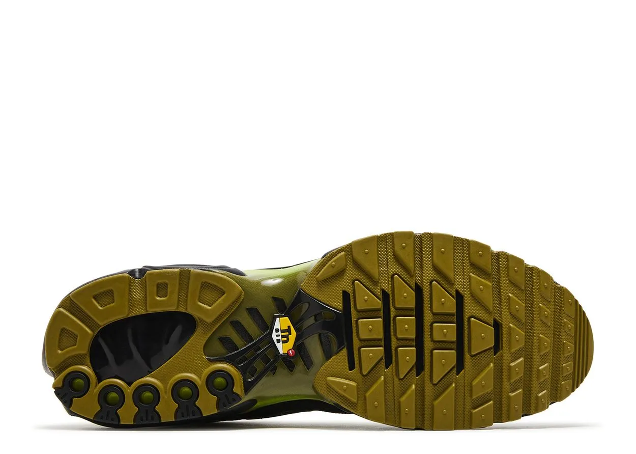 Nike Air Max Plus Pacific Moss Neutral Tones Parkour Run