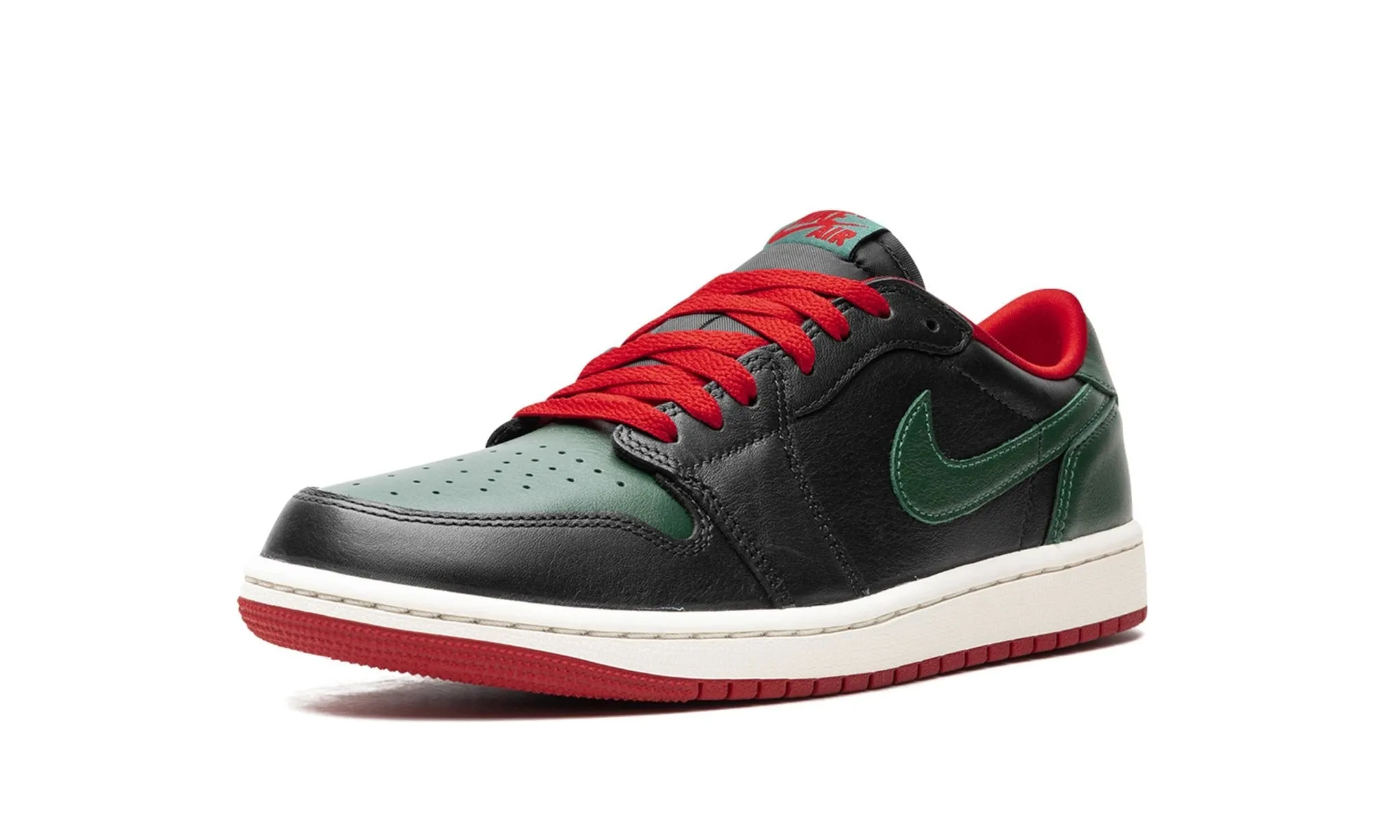 World Step Family Time Wmns Air Jordan 1 Retro Low OG 'Black Gorge Green'