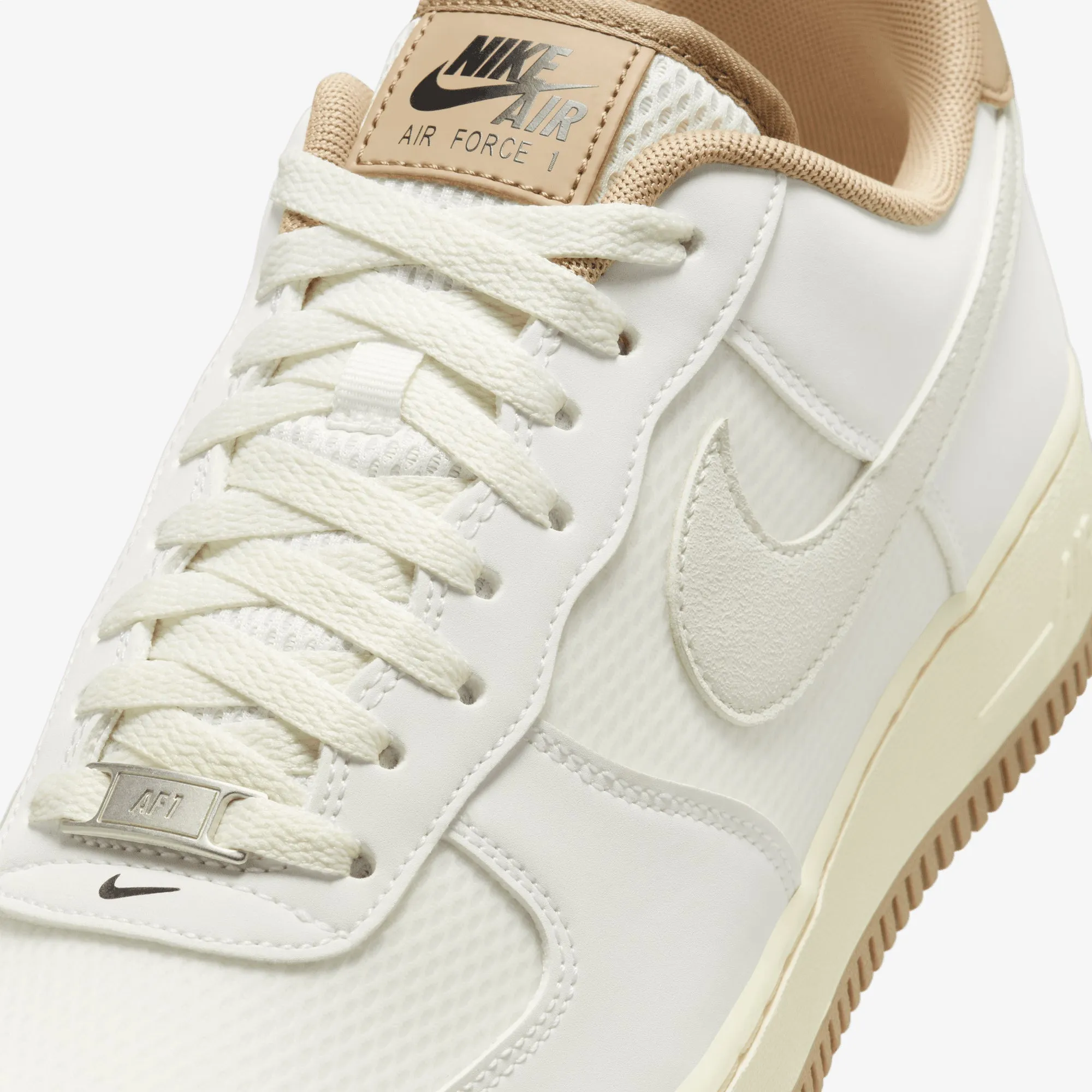NIKE | AIR FORCE 1'07 LV8 { SUMMIT WHITE/SUMMIT WHITE-KHAKI Smooth Soles
