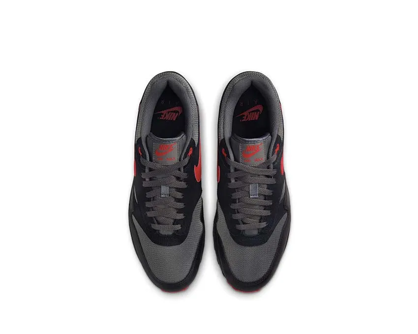 Gold Shine Block Stride Nike Air Max 1 Essential "Vamps"