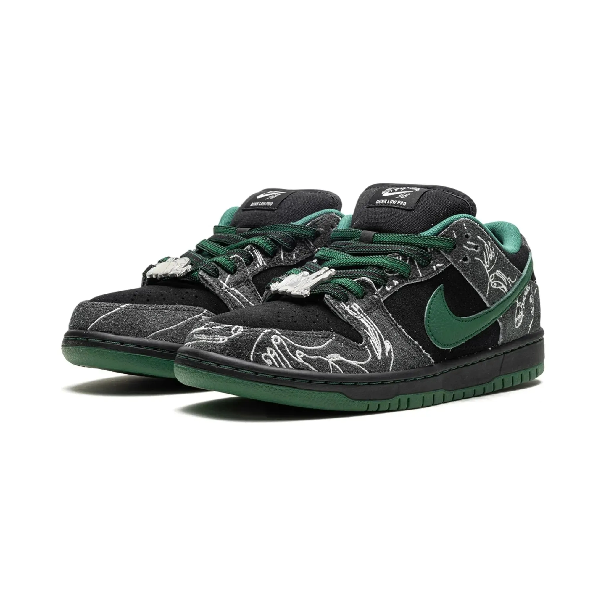Nike SB DUNK LOW"There Skateboards" Leg Slim Strong Step