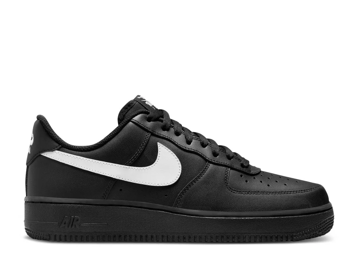 Casual Dusk Run Nike Air Force 1 Low '07 Black White (2023)