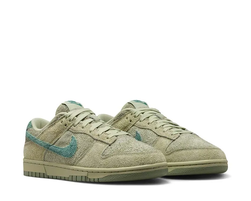 Footwear Style Nike Dunk Low W "Olive Aura"