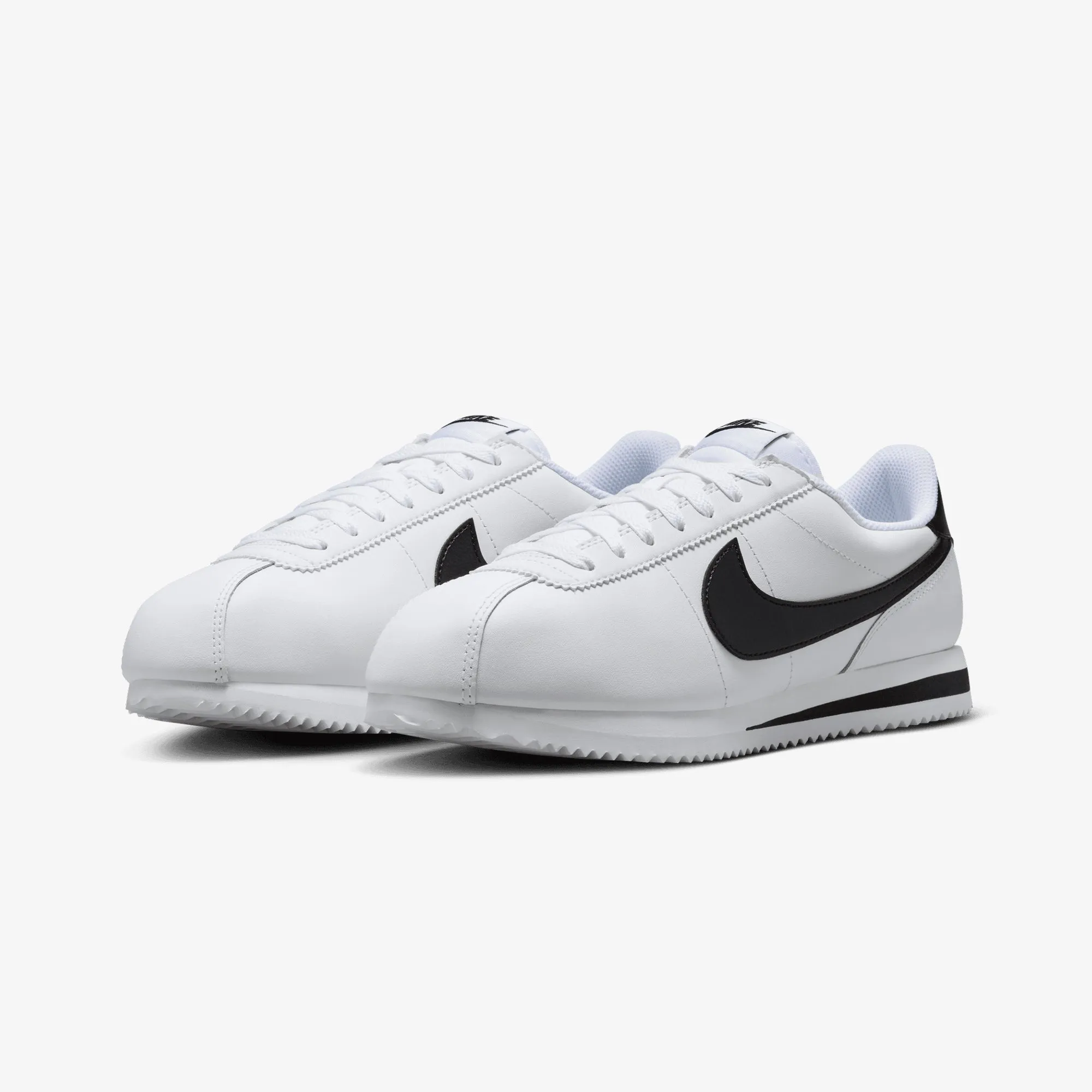 NIKE | CORTEZ LEATHER { WHITE/BLACK Low Profile Sail Vibe