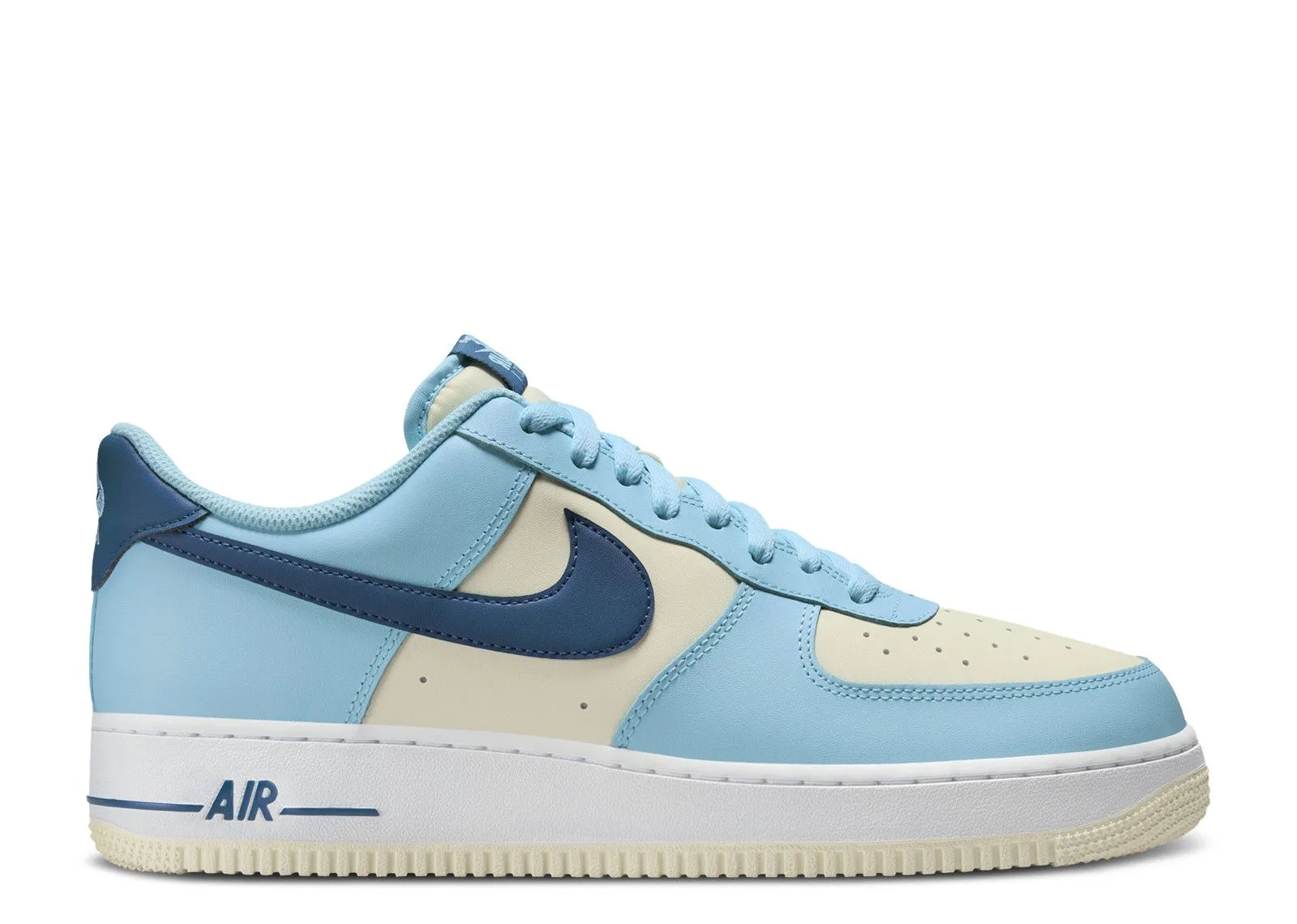 Break Walk Farm Jog Nike Air Force 1 Low '07 Aquarius Blue Coconut Milk