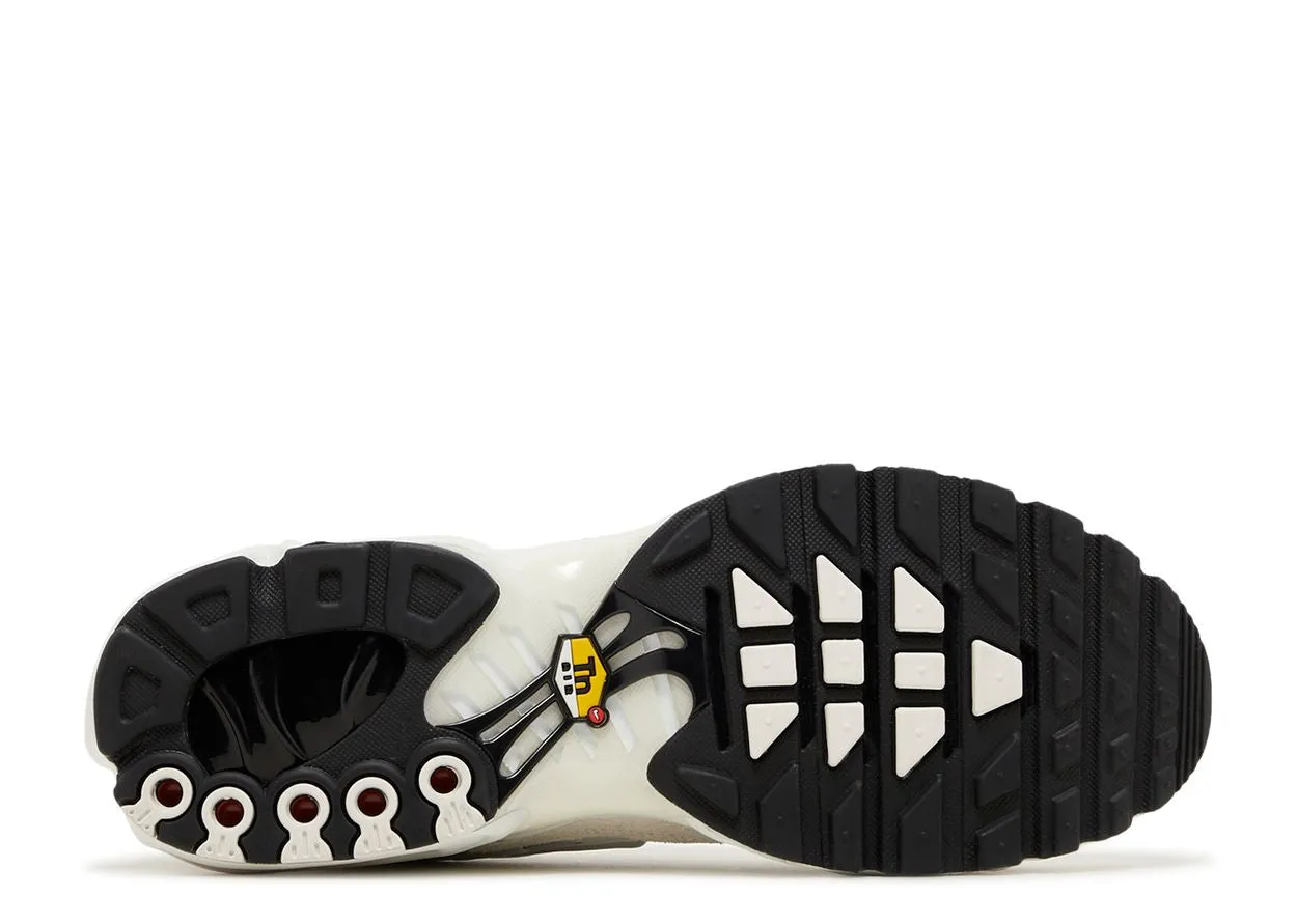 Nike Air Max Plus Sail Pure Platinum Silver Hold Step Cloud Like