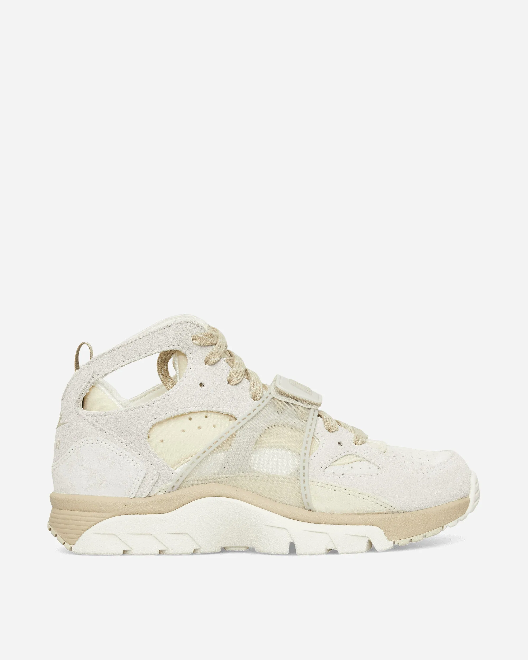 Air Trainer Huarache Sneakers Sail / Light Khaki Bright Gold Cushioned Footbed