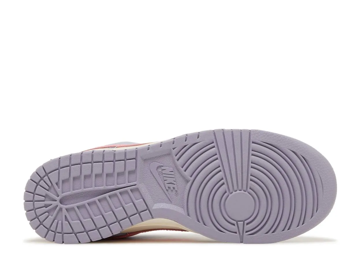 Nike Dunk Low Indigo Haze Step Control