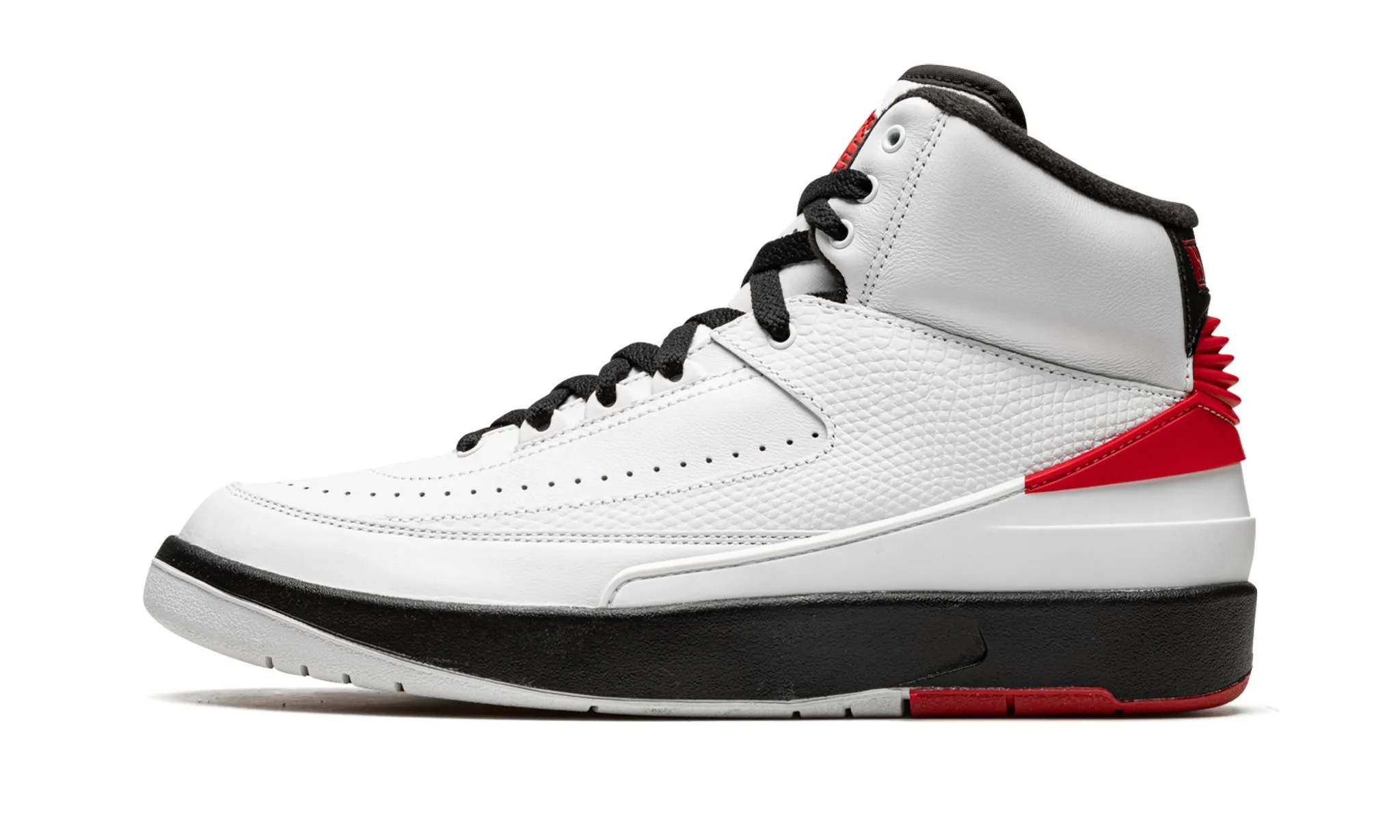 Air Jordan 2 Retro WhiteVarsity RedBlack Style Pop