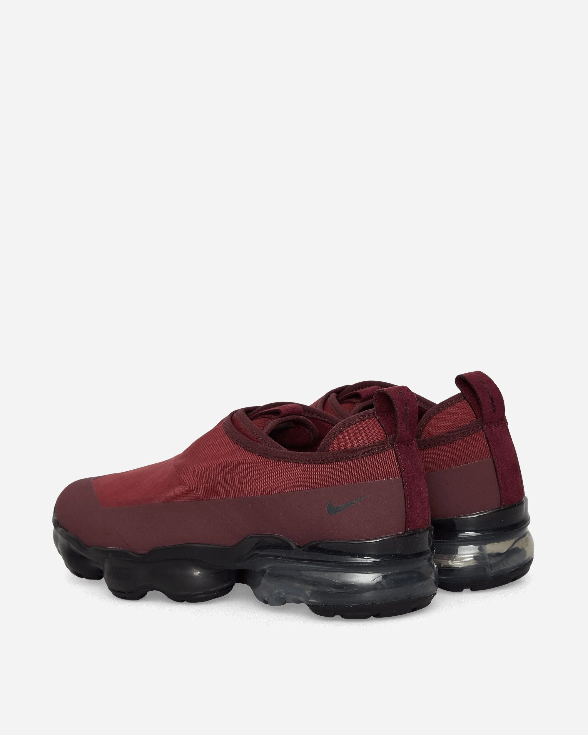 Sturdy Build City Pace Air VaporMax Moc Roam Sneakers Dark Team Red