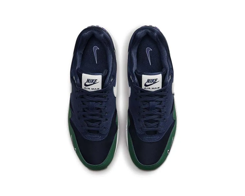 Versatile Wear Modern Appeal Nike Air Max 1 '87 QS W