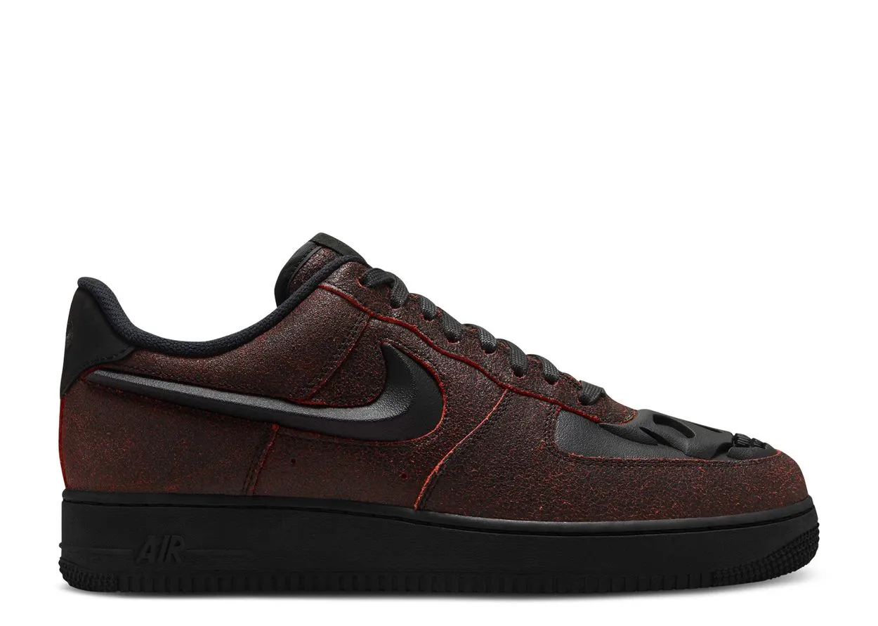 evening walk Nike Air Force 1 Low Retro QS Halloween Skull