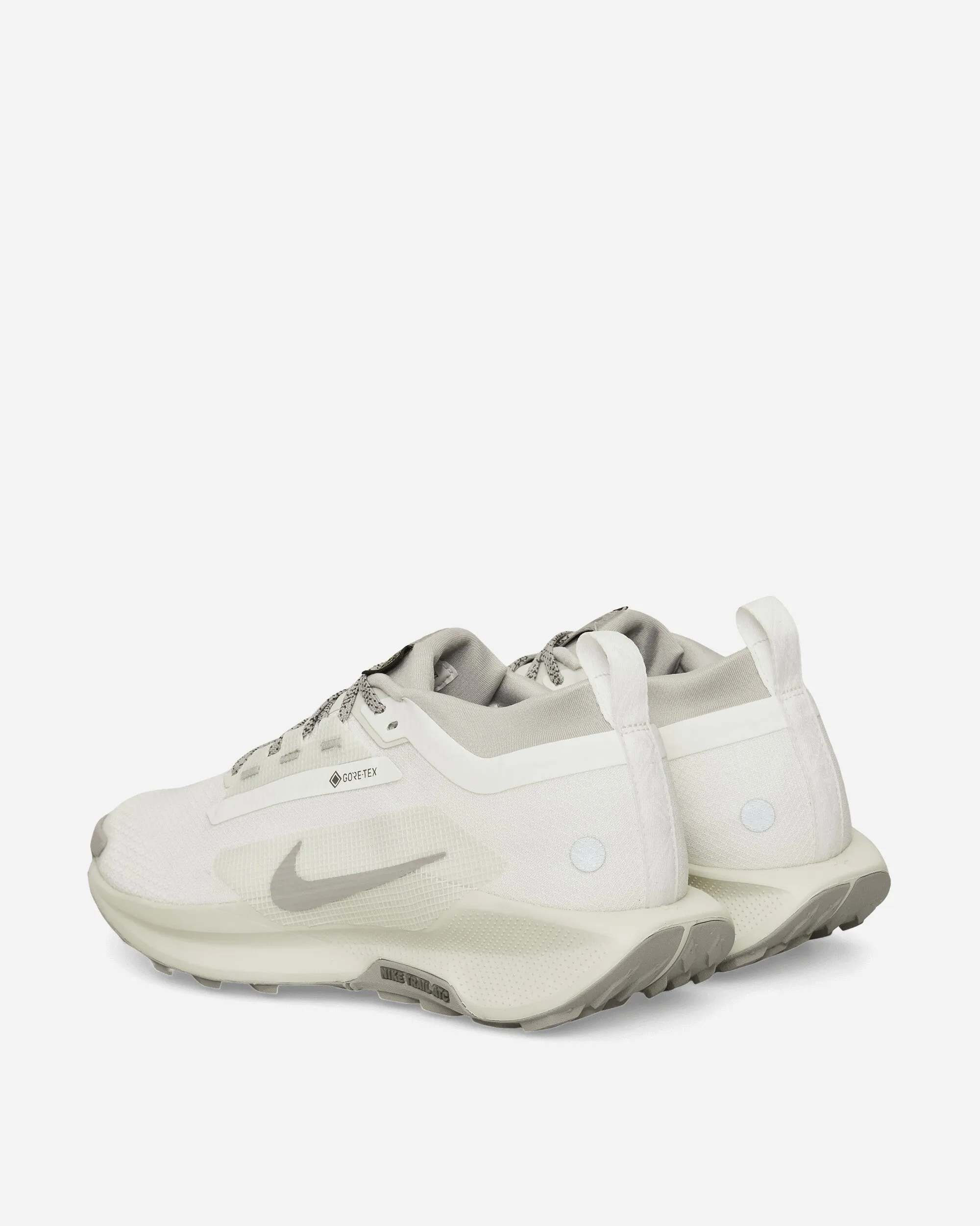 Green Core Pegasus Trail 5 GORE-TEX Sneakers Summit White / College Grey