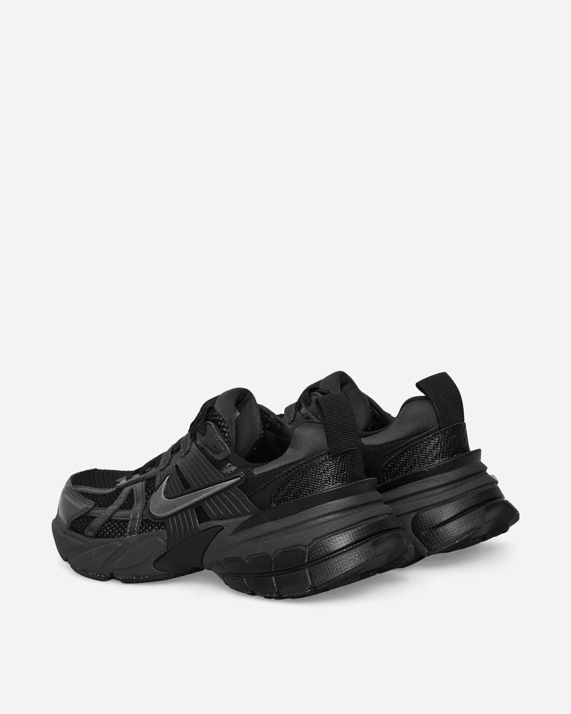 French Soft spring fresh Women's V2K Run Sneakers Black / Dark Smoke Grey