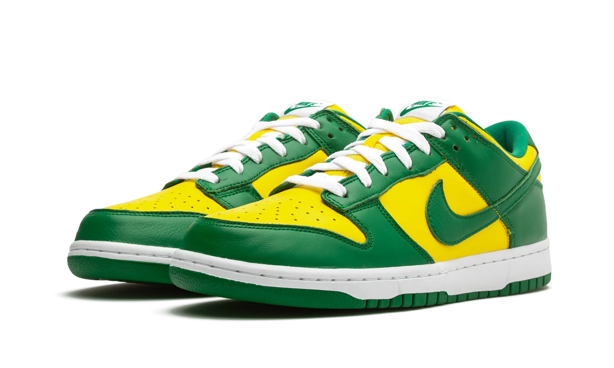 Sandal Style Route Trek Nike Dunk Low "Brazil"