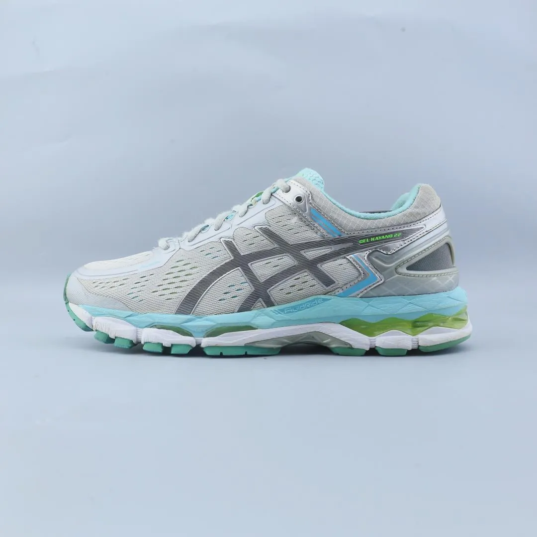 New In ASICS GEL KAYANO 22