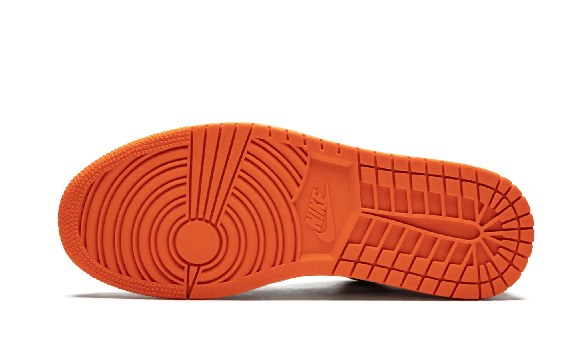 Flexibility Feature Zen Step Air Jordan 1 Low Shattered Backboard