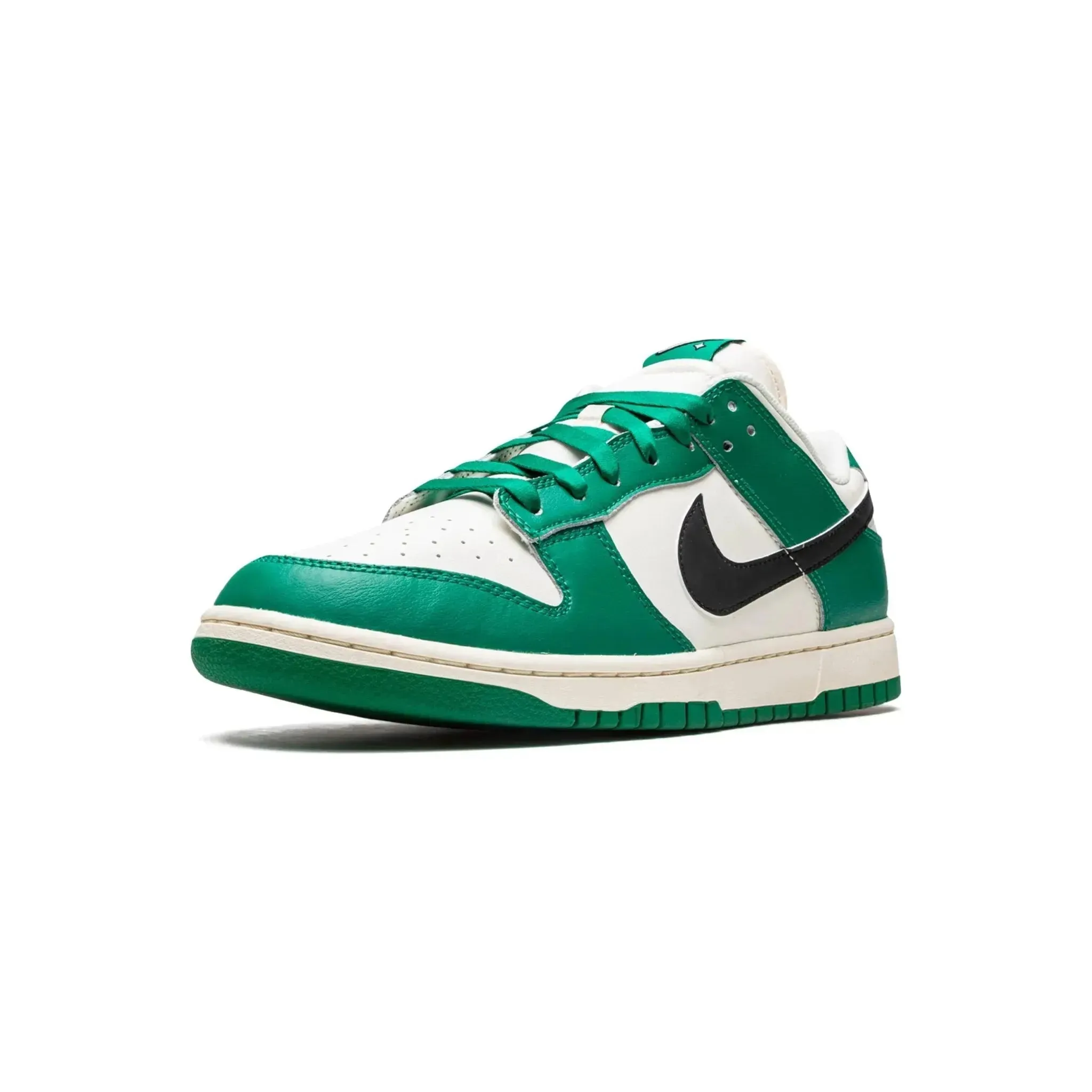 Nike Dunk Low SE "Lottery Pack - Malachite" Heat Mode Metal Edge