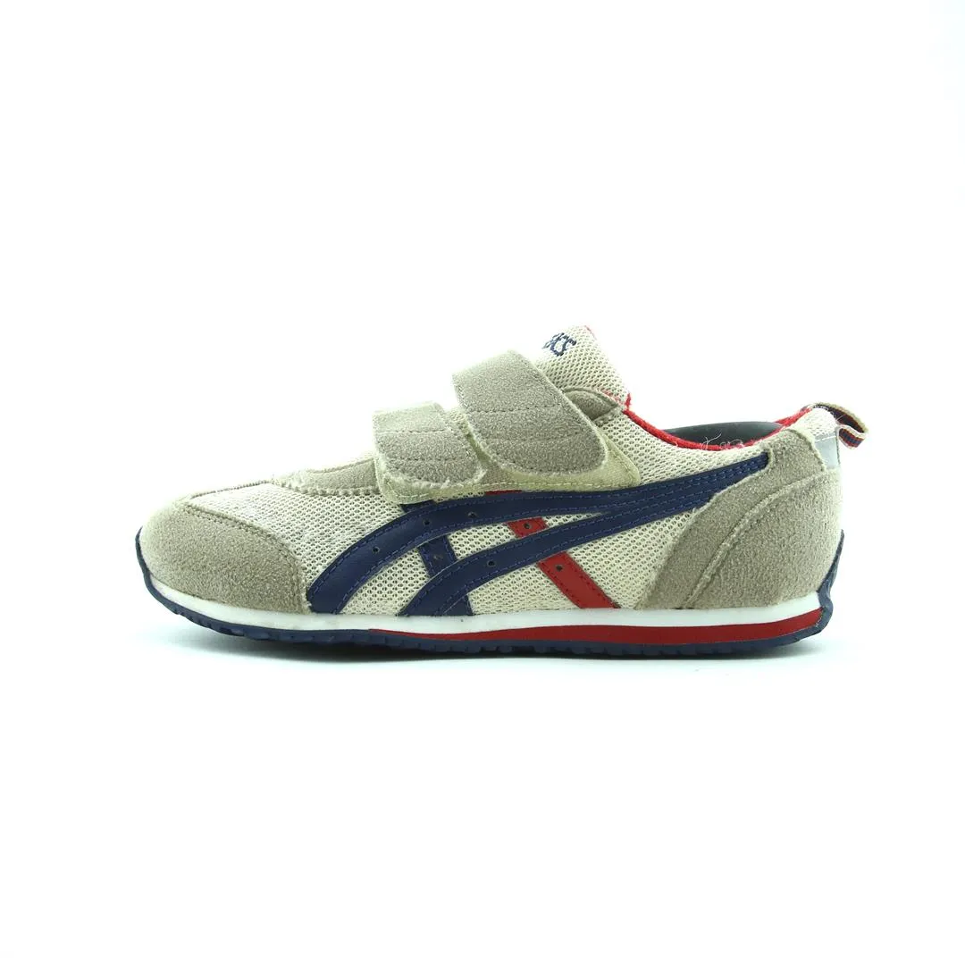 ASICS  IDAHO KT-ES 4 PARIS group walk