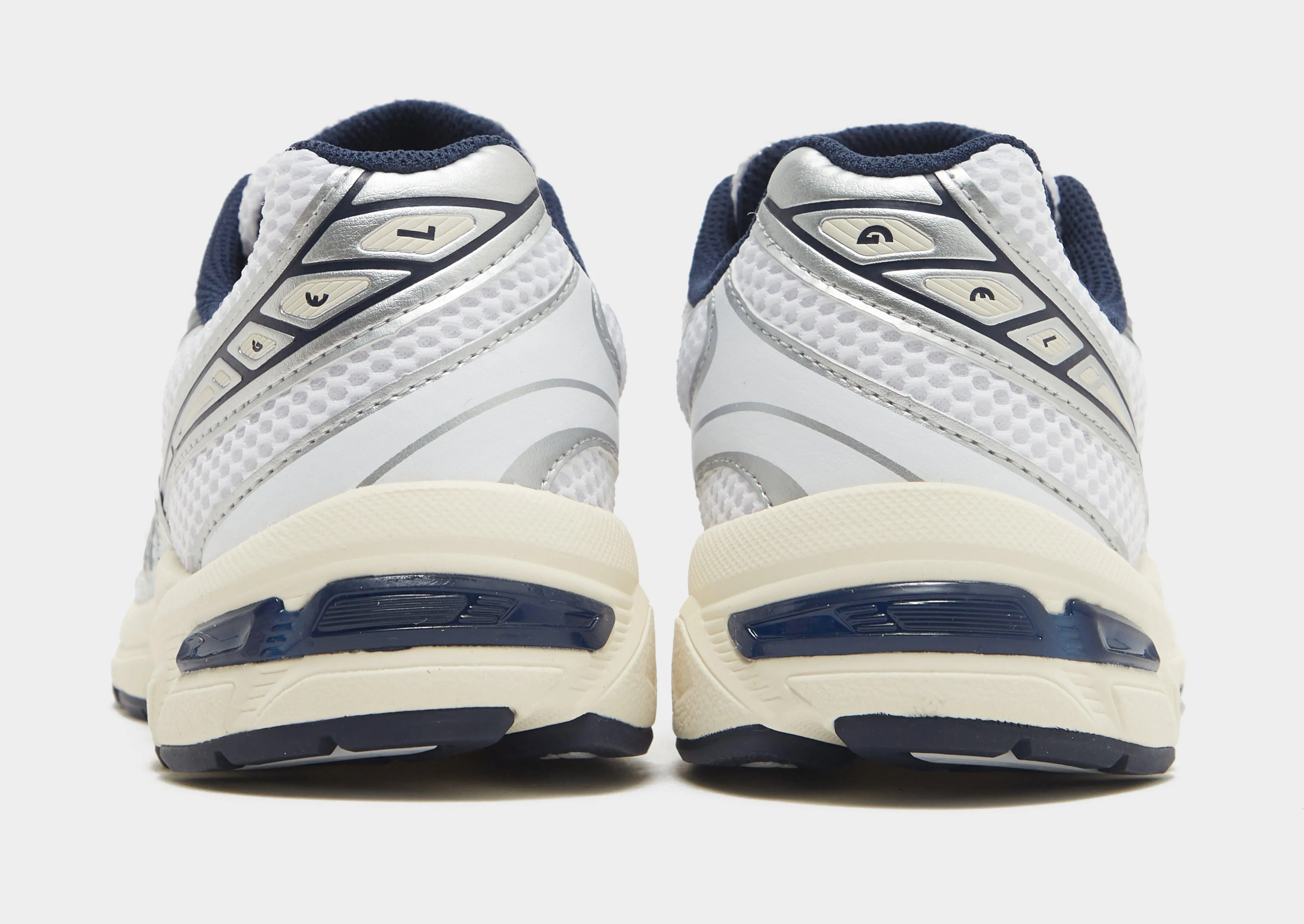 GEL-1130 Luxurious breathability