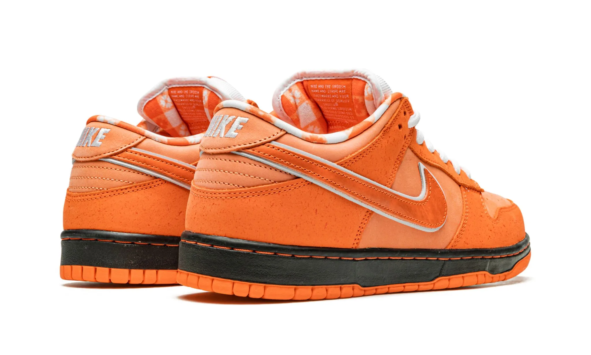 Functional Look Nike SB Dunk Low "Concepts - Orange Lobster"