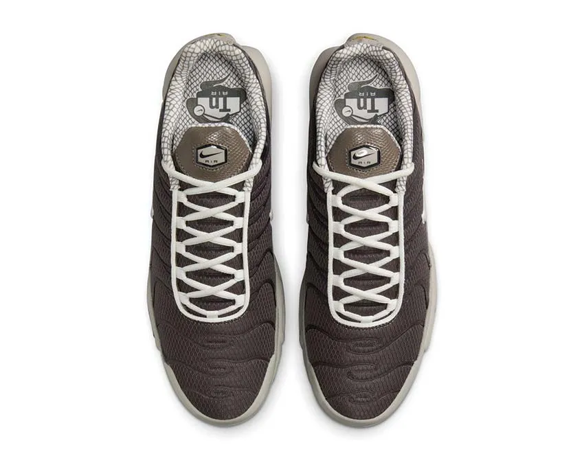 Motion Ease Nike Air Max Plus "Year of the Snake"