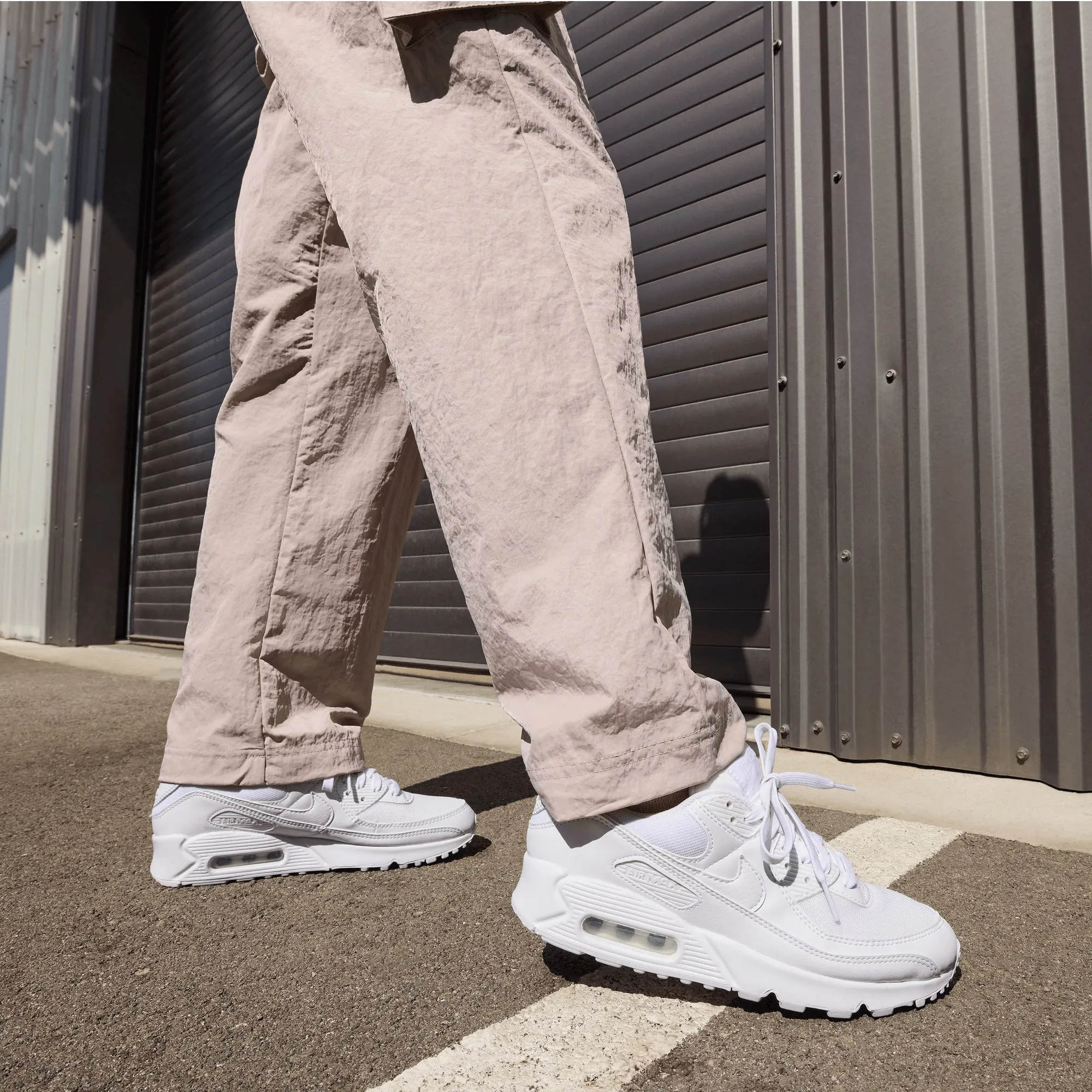 Nike | AIR MAX 90 { WHITE/WHITE-WHITE Power Base