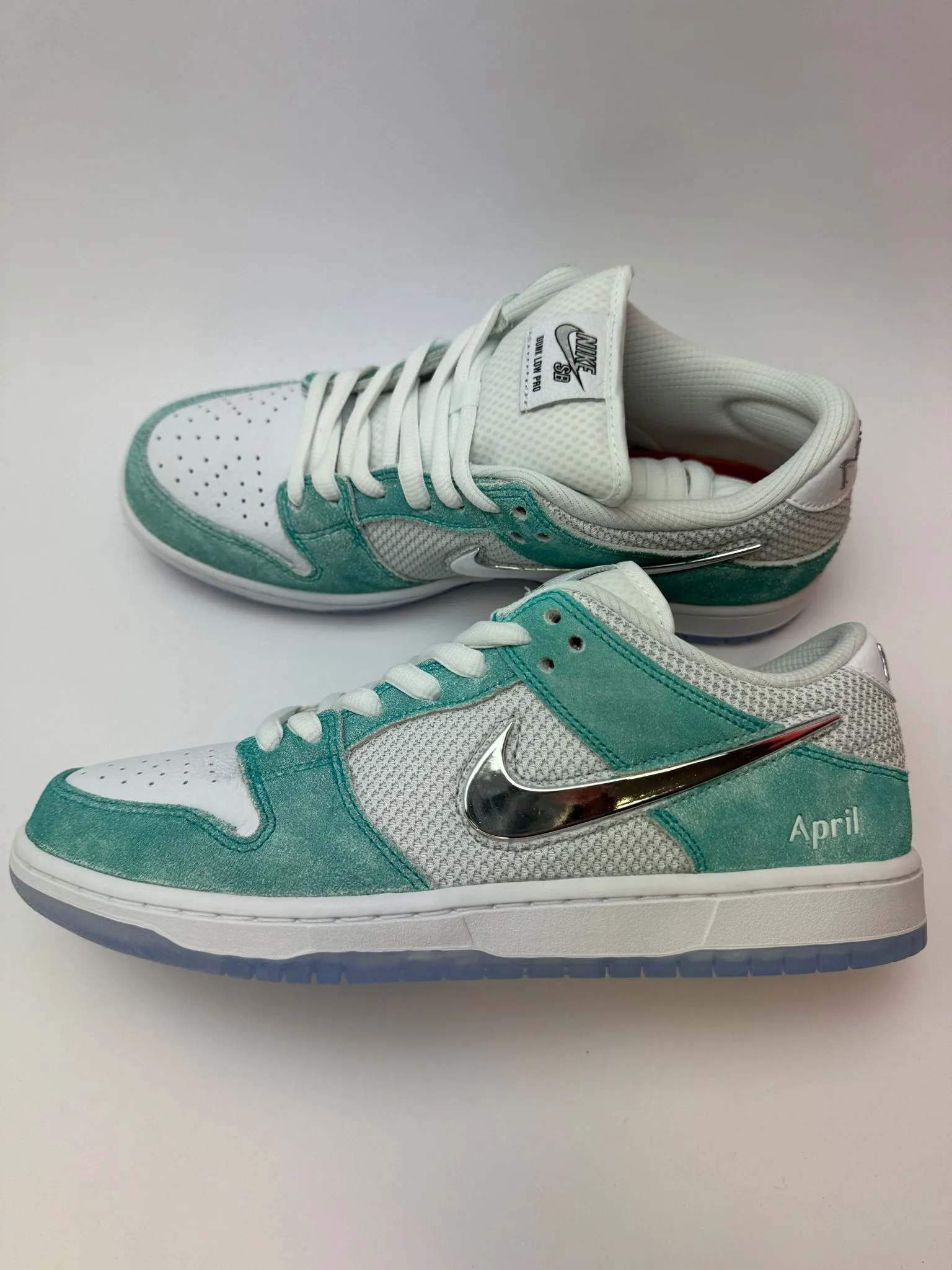 Hop Hike Nike SB Dunk Low "April Skateboards"