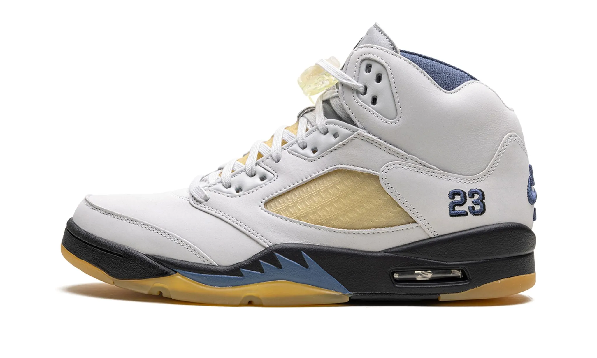 Jordan 5 Retro ??A Ma Mani??re - Dawn/Diffused Blue" Women's Modern Step