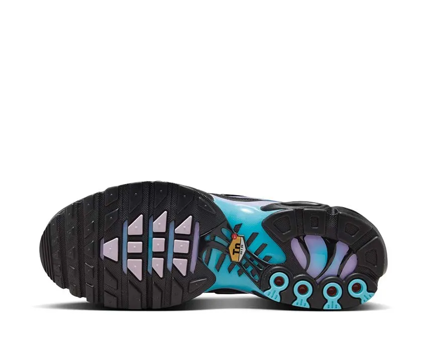 Nike Air Max Plus W Flexible Material Vine Hike