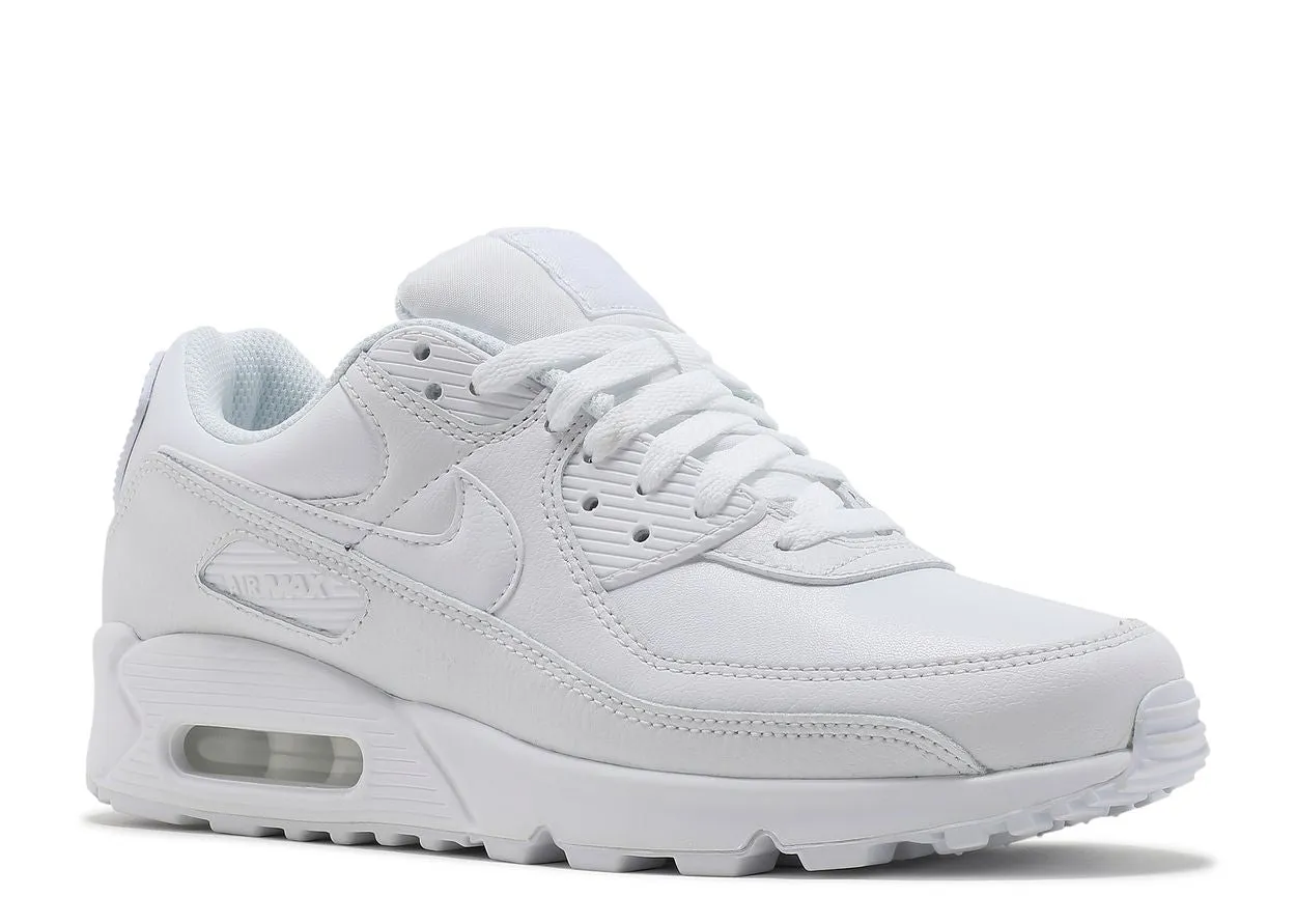 Chic Outfit Harbor Stroll Nike Air Max 90 Leather Triple White