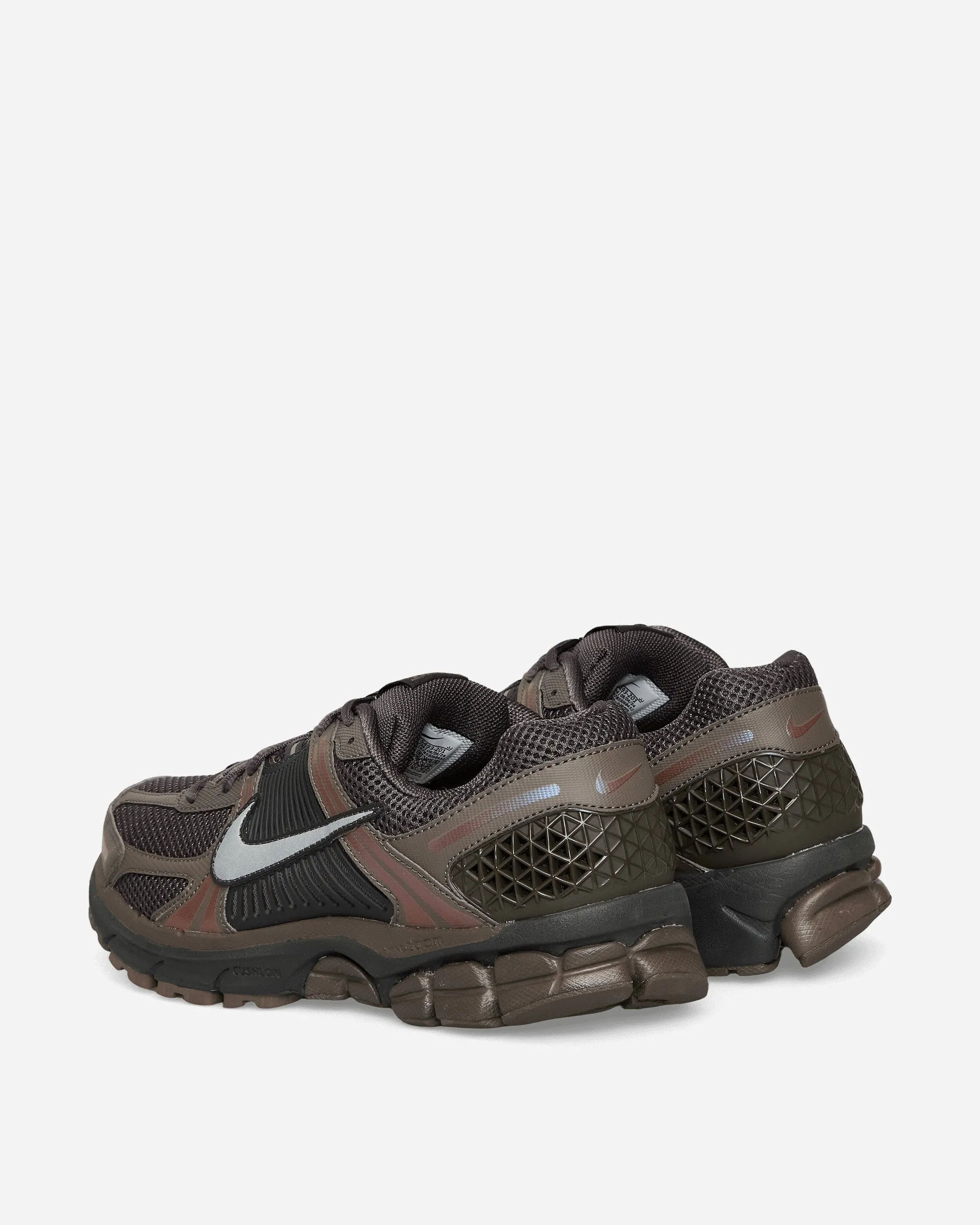 Dark Edge Zoom Vomero 5 Sneakers Cave Stone