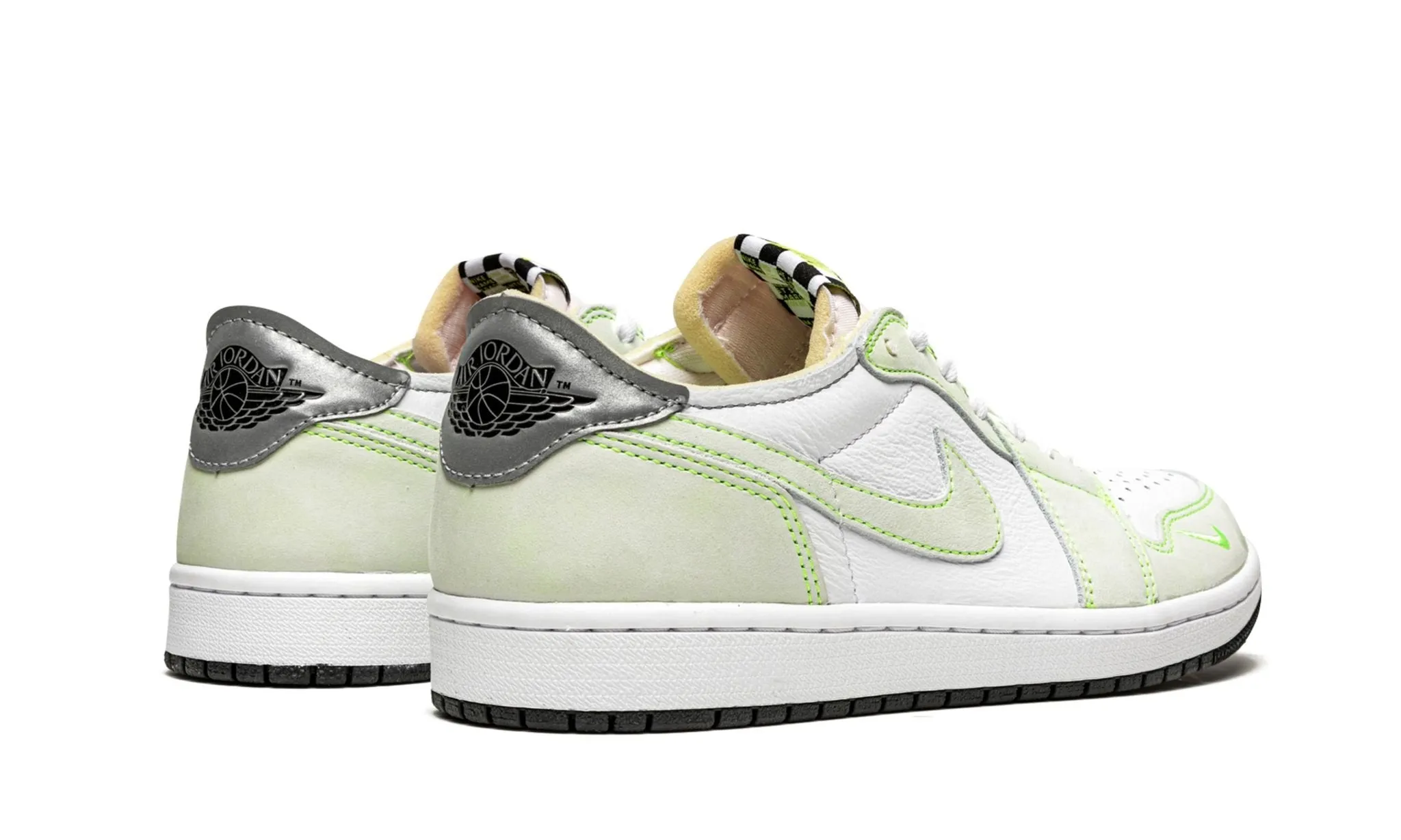 Air Jordan 1 Low OG Ghost Green Beach Fun Light Run