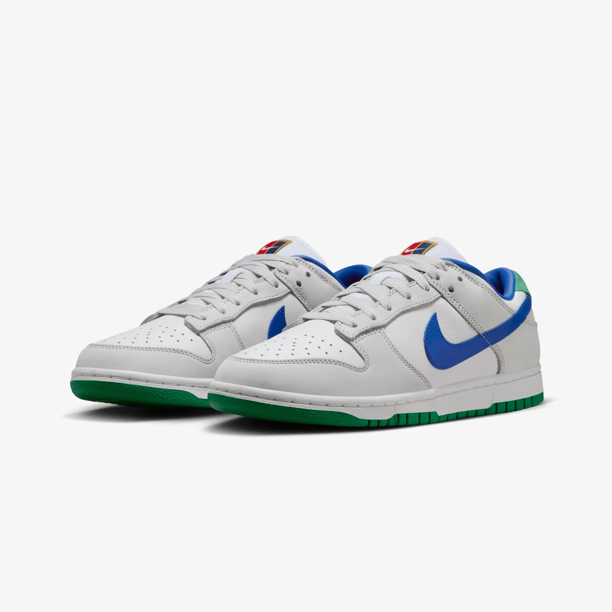 Trail Ease NIKE | DUNK LOW PREMIUM { WHITE/PHOTO BLUE-PHOTON DUST
