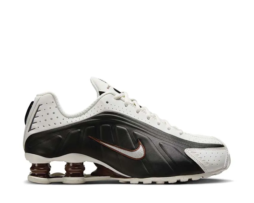 Hard - wearing material - innovation Nike Shox R4 W "Sail Black"