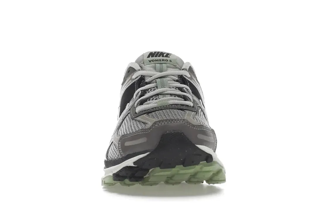 Nike Zoom Vomero 5 Cobblestone Flat Pewter (Women's) Soft To The Touch contoured footbed shoes