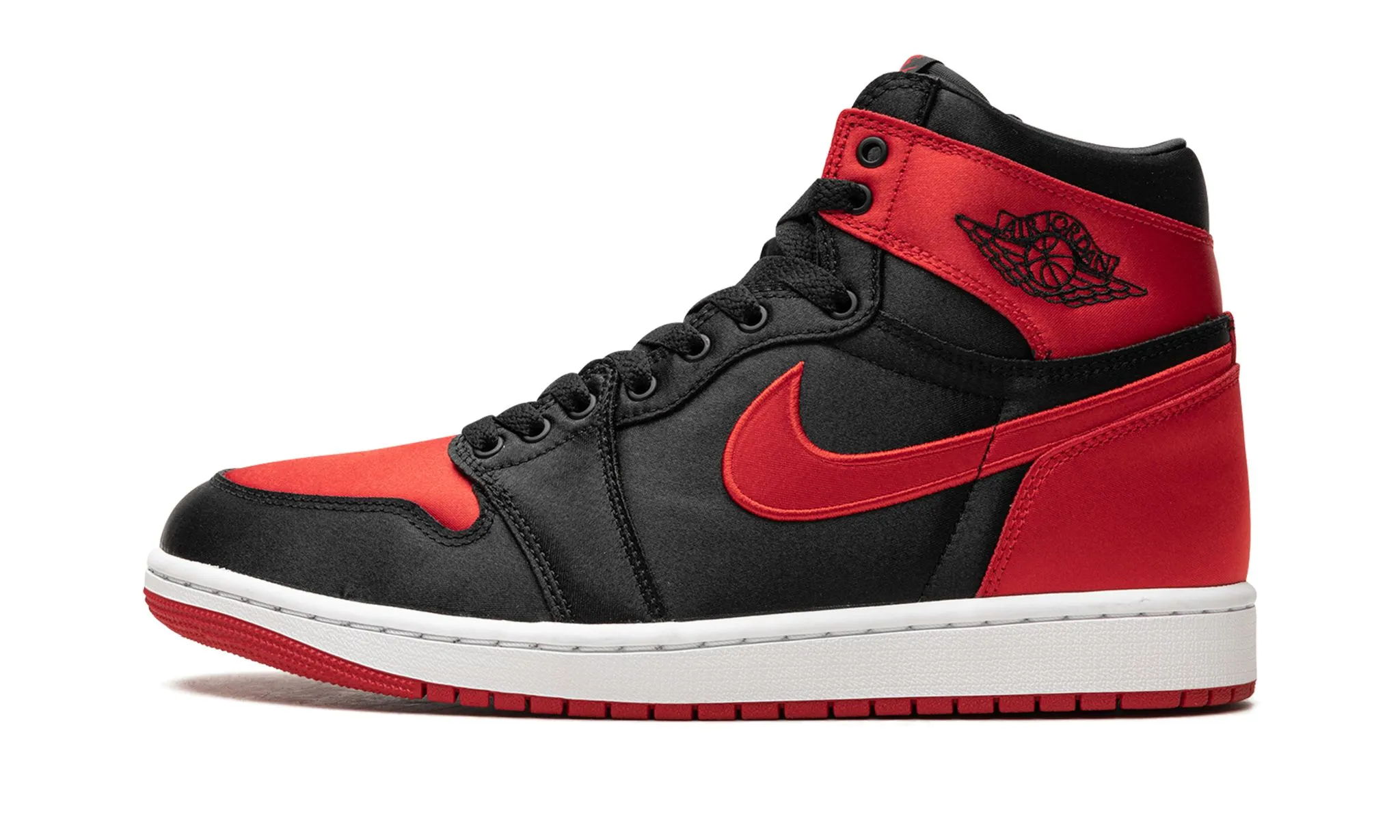 Air Jordan 1 Retro High OG Satin Bred Womens Trend Focused Functional Look