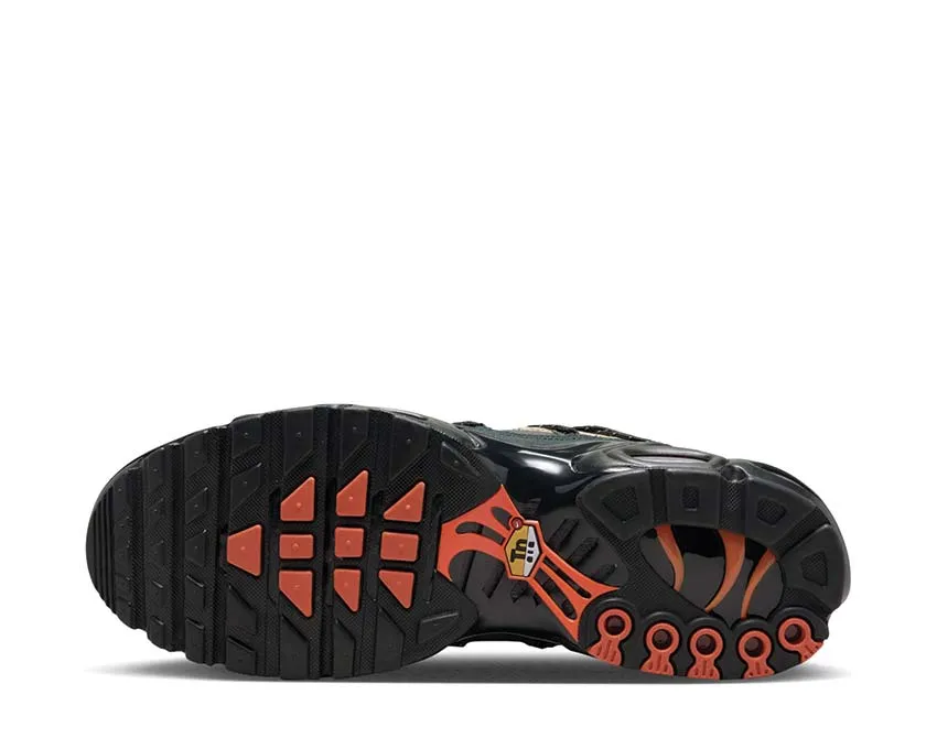 Nike Air Max Plus Utility "Tan Black" Mesh Fabric Ridge Hike
