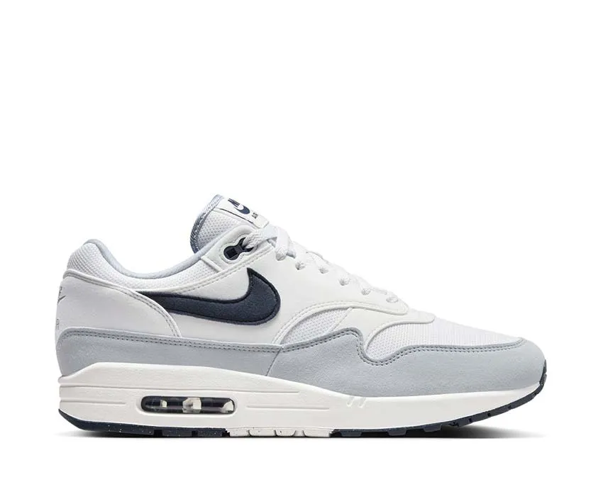 shape fit Elastic Cuff Nike Air Max 1