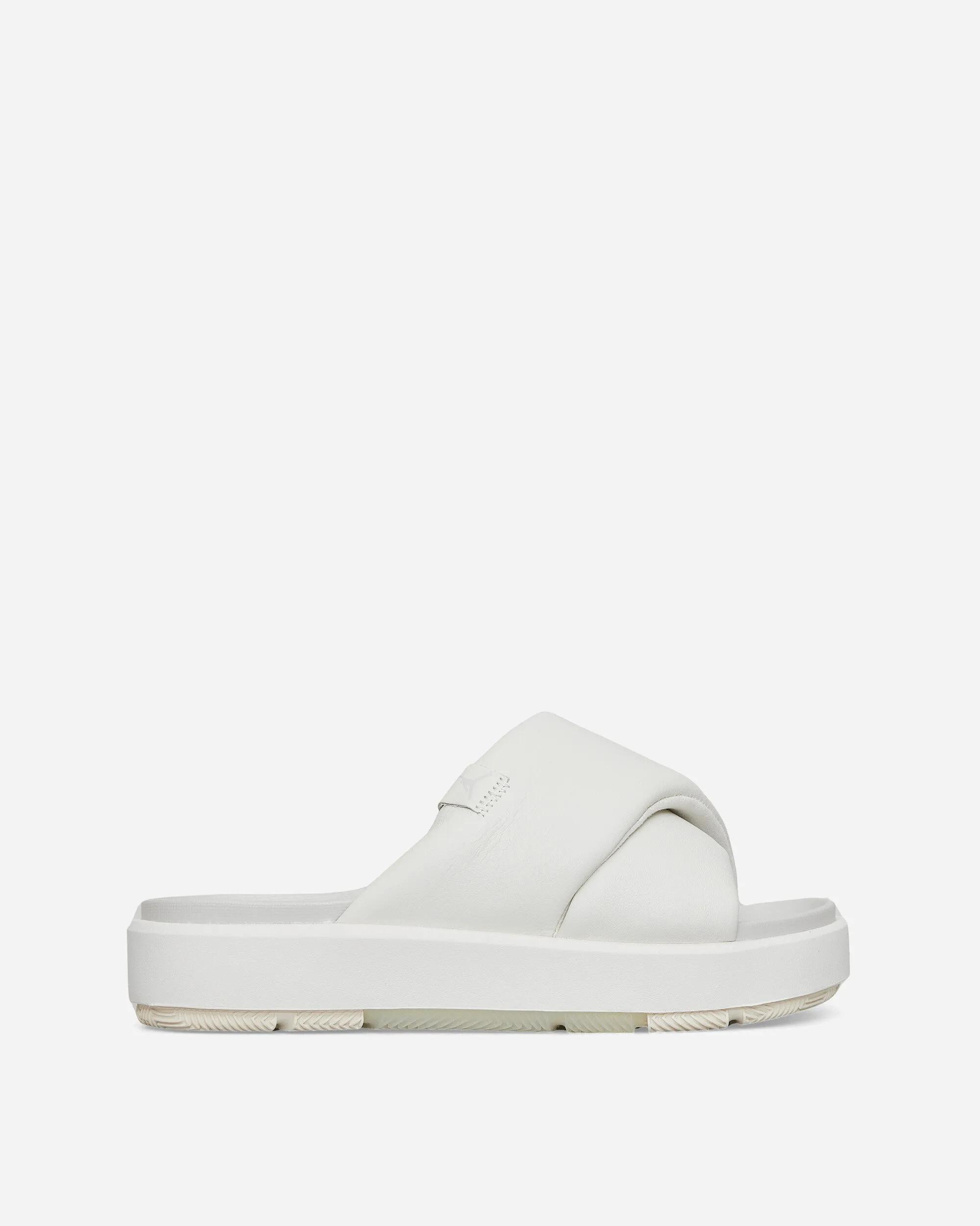 Weekend Casual Grace Walk Women's Jordan Sophia Slides Photon Dust