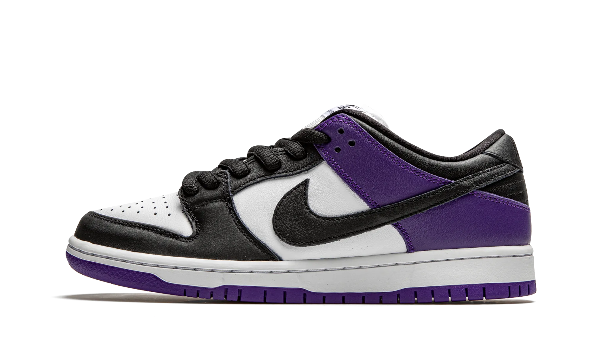 Nike SB Dunk Low "Court Purple" Jump Step On Move