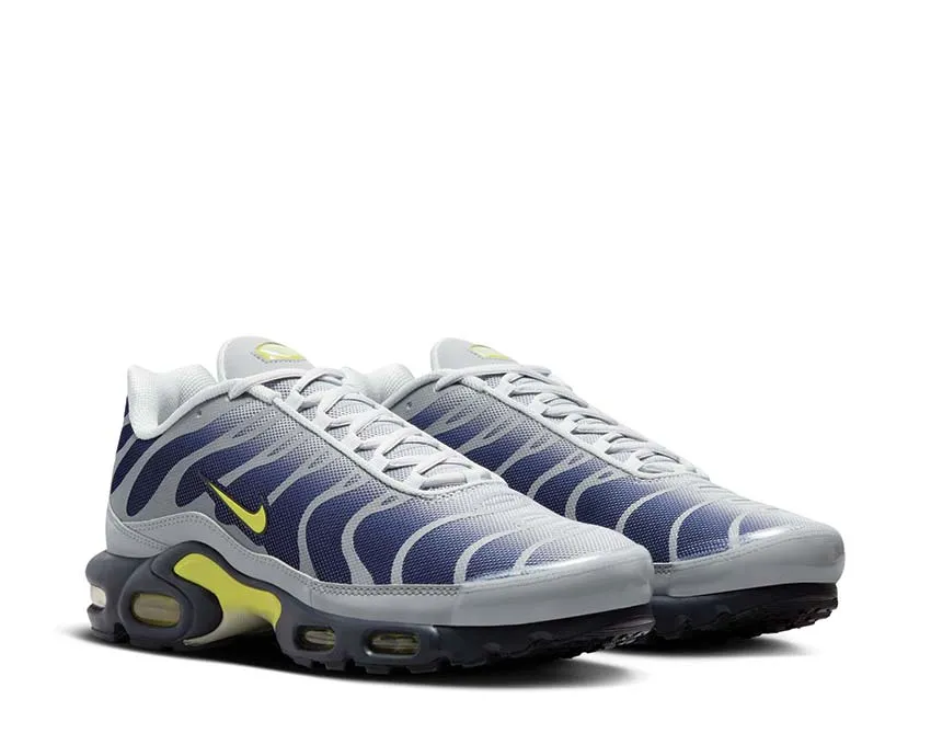 Nike Air Max Plus "Metallic Silver" Summer Wear fashion pick