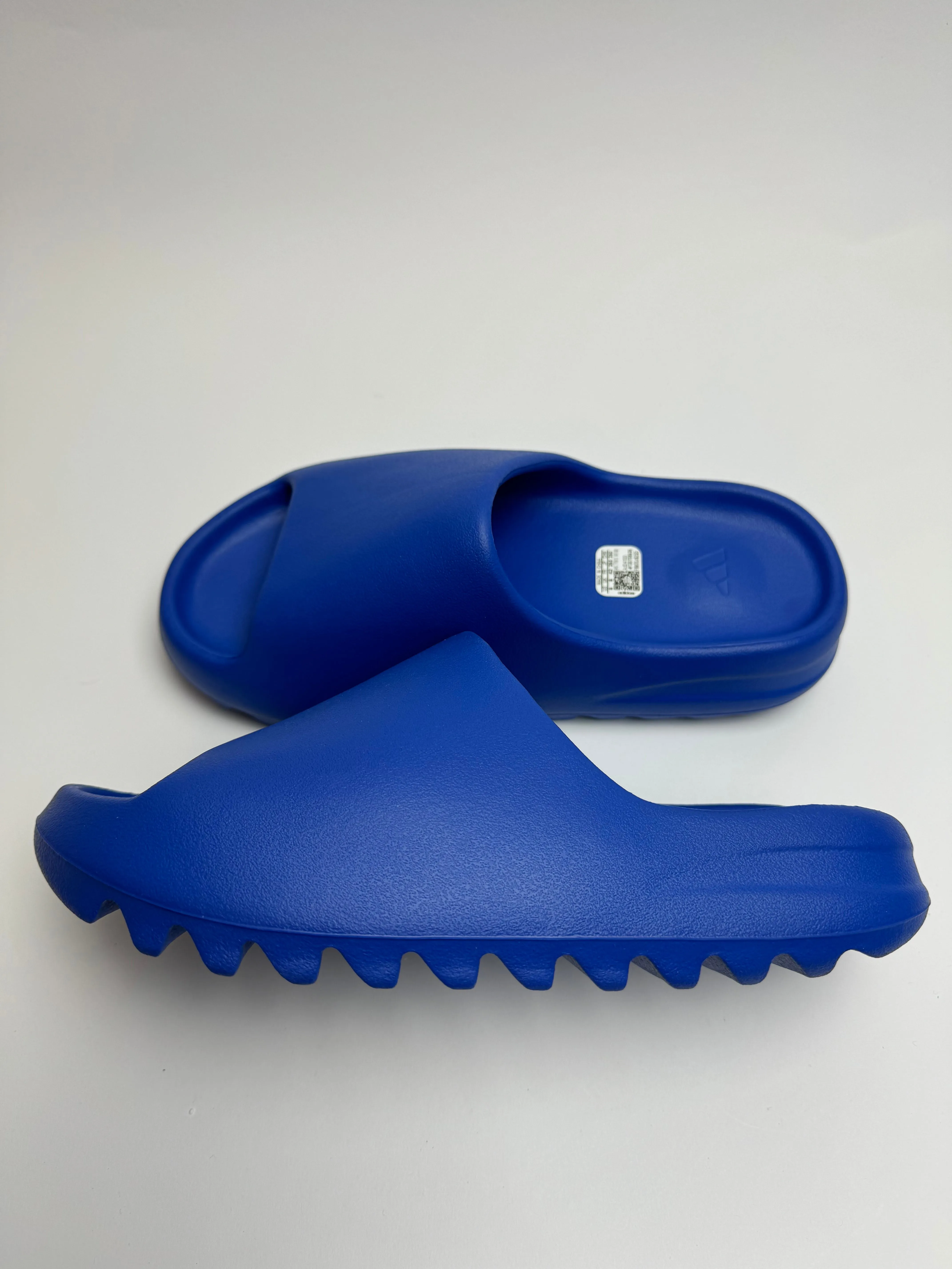 Yeezy Slide "Azure" Stylish Look