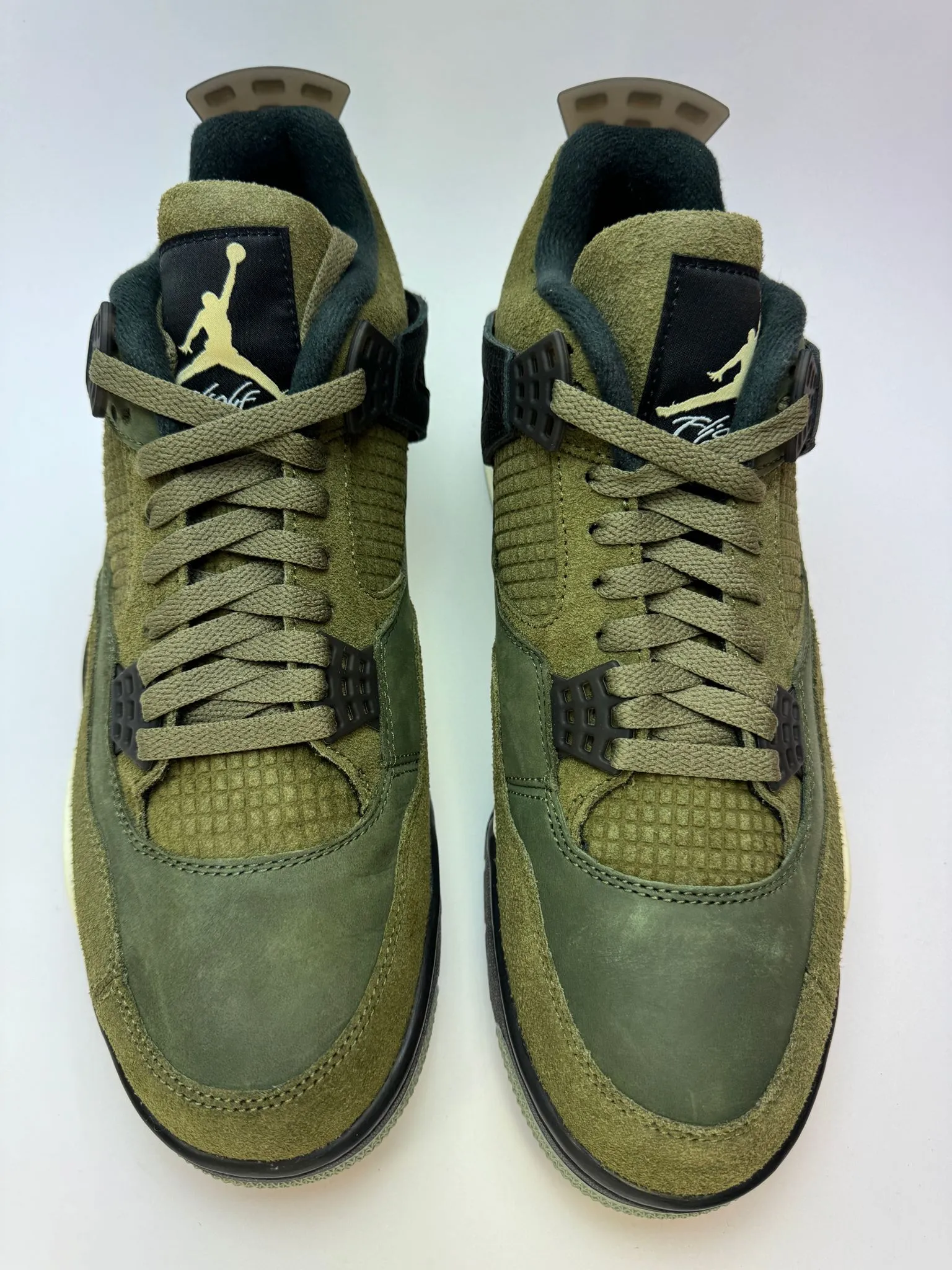 City Light Urban Sport Air Jordan 4 Retro "Craft Medium Olive"