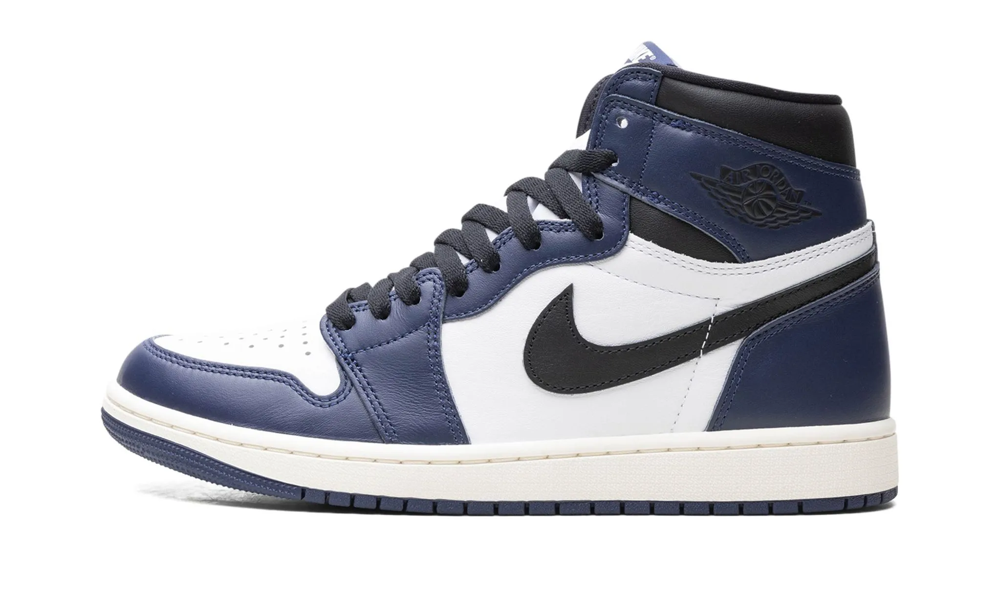 Walk Routine Air Jordan 1 Retro High OG 'Midnight Navy'
