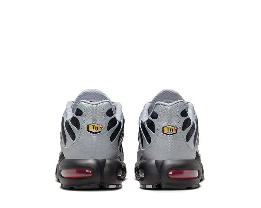 Nike Air Max Plus "Wolf Grey" Simple Edge